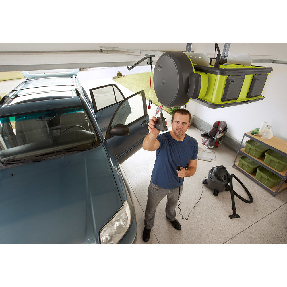 Garage 16GA 30 ft. Retractable Cord Reel Image 2