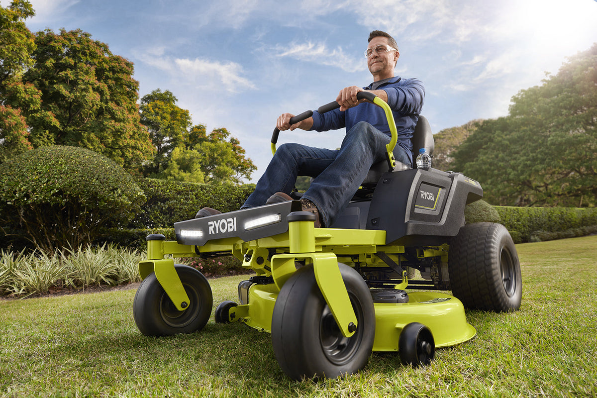 42" 75 AH Zero Turn Electric Riding Lawn Mower Image 11