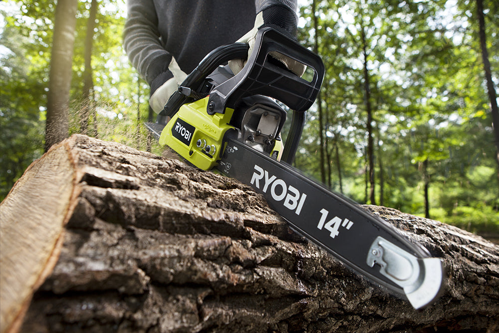 2 CYCLE 14" Chainsaw Image 5